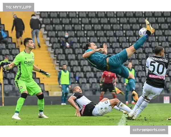 科隆2-2战平霍芬海姆,阿赫倒钩破门展现精彩技术